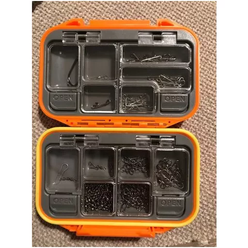 Meiho Pro spring case CB-440 115 × 78 × 35 mm aprócikkes doboz