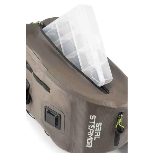 Trabucco Sealstorm Sling Pack 20 l + szerelékes doboz hátizsák