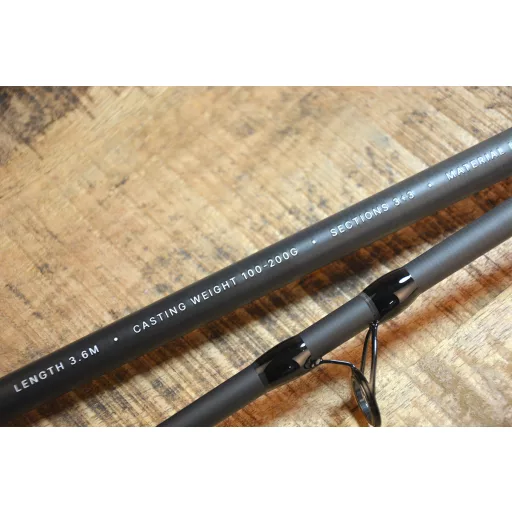 Carp Expert Silver Carp Heavy Feeder 360 cm 100–200 g 3+3 részes busázó horgászbot