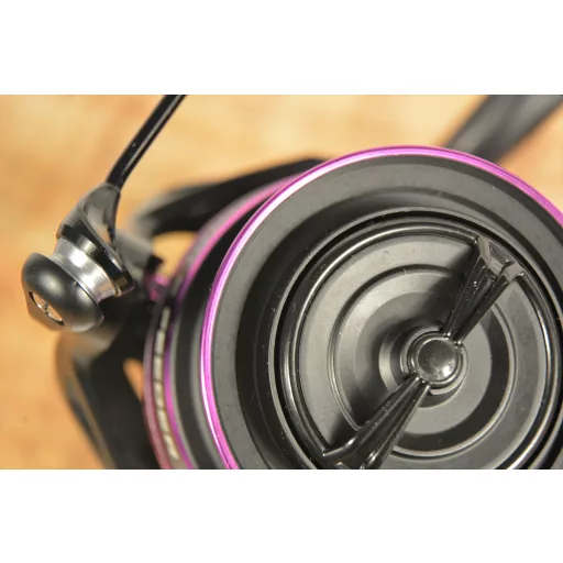 Carp Expert VIOLET FEEDER 6000 feeder orsó