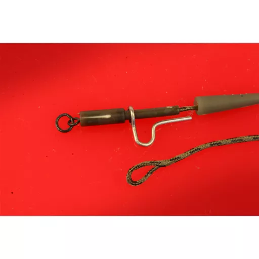 Carp Expert előkötött Távdobó Leadcore Karikás Forgóval pontyozó szerelék 3 db/csomag