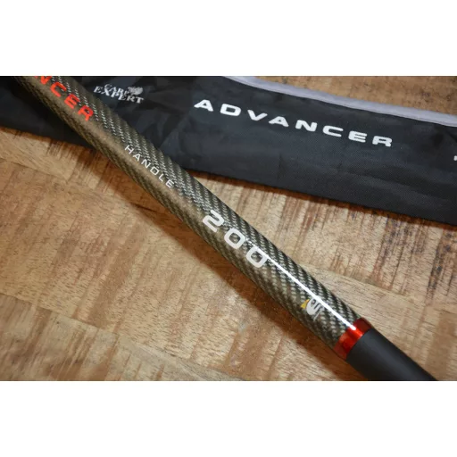Carp Expert Advancer 200 cm 2 részes teleszkópos merítőnyél