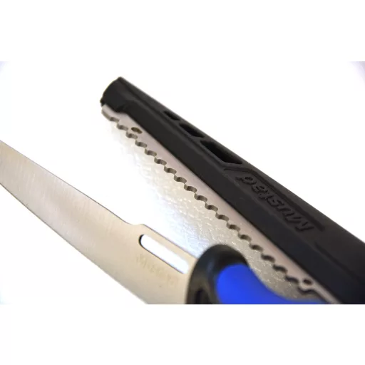 Mustad Filézőkés 7" 18 cm Polírozott Pengével