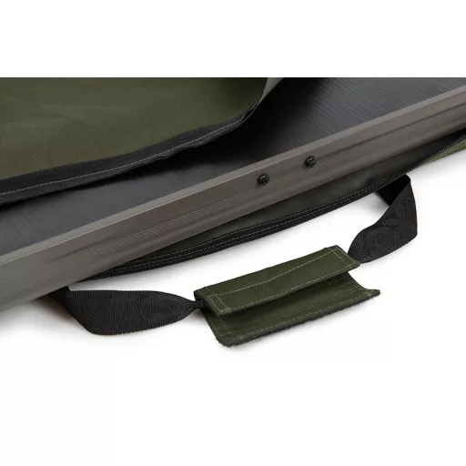 Fox XL Bivvy szerelékes asztal