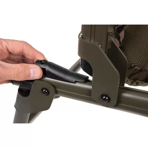 Fox Duralite Recliner XL karfás horgászfotel max 150 kg