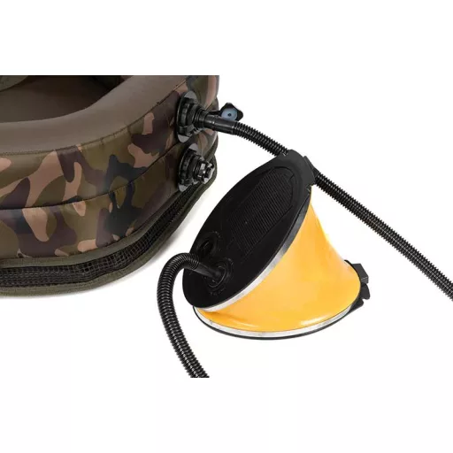 Fox Carpmaster Air Mat 132 × 74 cm felfújható pontymatrac