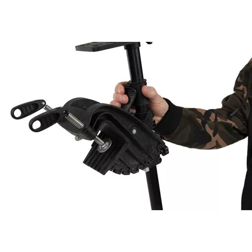 Fox Echo Sounder Mount 83 cm radartartó