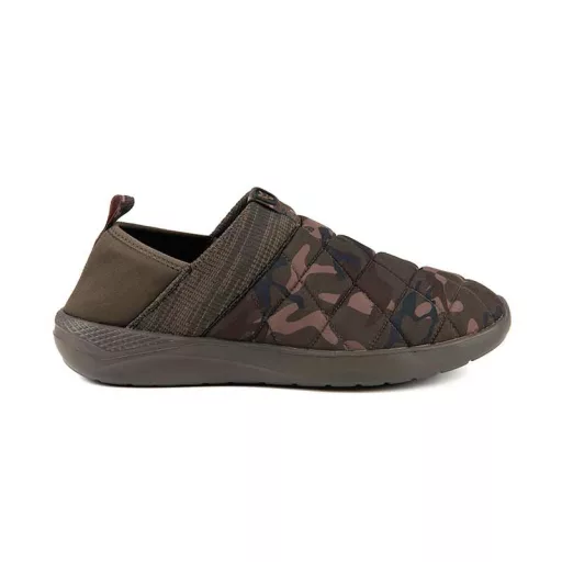 Fox Bivvy bélelt terepmintás papucs 46