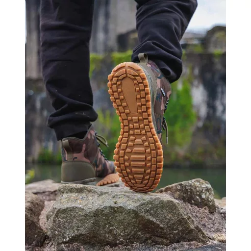 Fox V2 khaki-terepmintás 45 bakancs