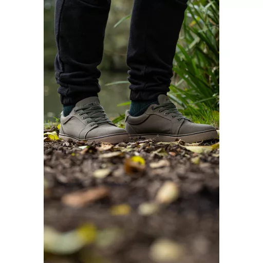 Fox Canvas Uk khaki 41 cipő