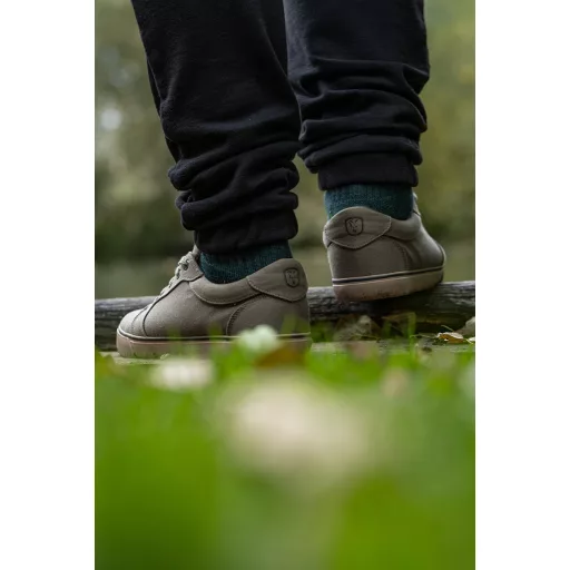 Fox Canvas Uk khaki 46 cipő
