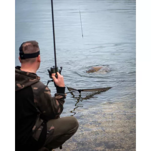 Fox EOS-X 6 ft nyéllel 1 részes 46 hüvelyk bojlis merítő