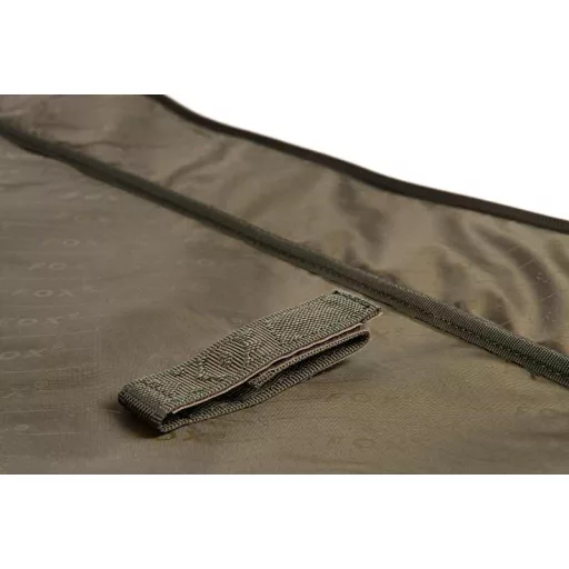 Fox Camolite párnázott csónakmotortartó táska 120 × 47 cm