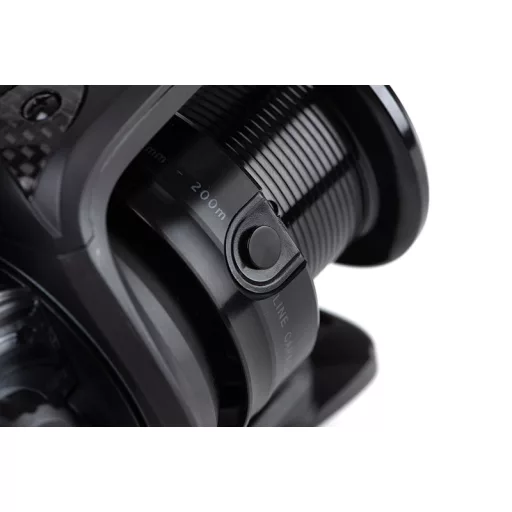 Fox EOS 8000 FS nyeletőfékes távdobó orsó