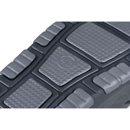 Matrix 42 papucs