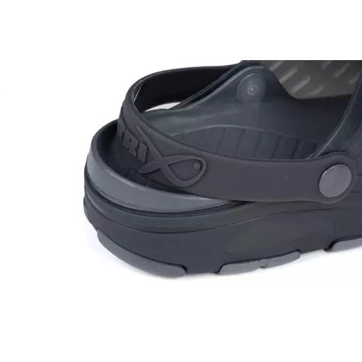 Matrix 42 papucs