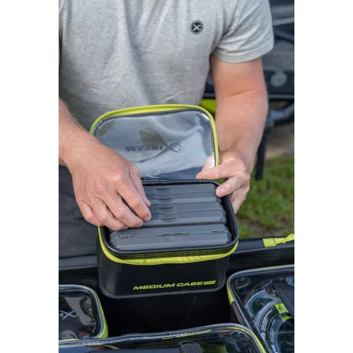 Matrix Medium EVA Case 200 tárolótáska