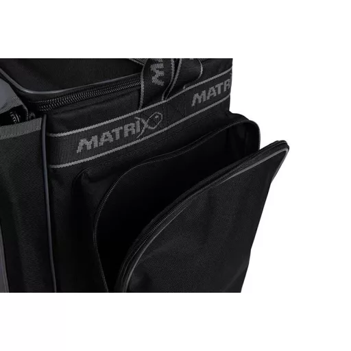 Matrix Aquos Ultra párnázott horgásztáska