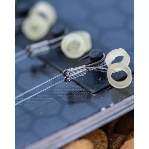 Matrix X5 F1 Pellet Rigger 16-os 0,14 mm 10 cm csaligyűrűs előkötött horog