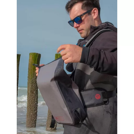 Fox Rage Pro Series Waterproof övtáska