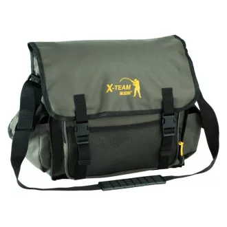 Jaxon fishing team pergetőtáska 43 × 23 × 27 cm