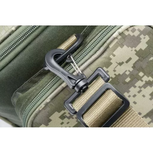 Mivardi CamoCode Dinning Thermo és Étkészlet hőszigetelt terepszínű/zöld horgásztáska 47 × 25 × 30 cm