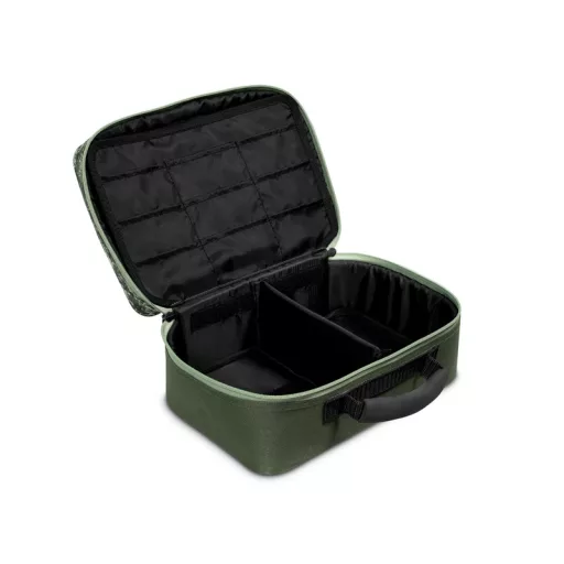 Delphin Tackle Space C2 g párnázott terepszínű (zöld) szerelékes táska 30 × 20 × 14 cm