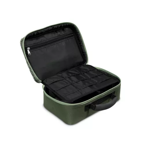 Delphin Tackle Space C2 g párnázott terepszínű (zöld) szerelékes táska 30 × 20 × 14 cm