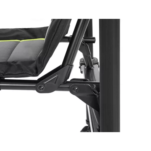 Delphin Reaxe feeder horgászszék kb. 150 kg