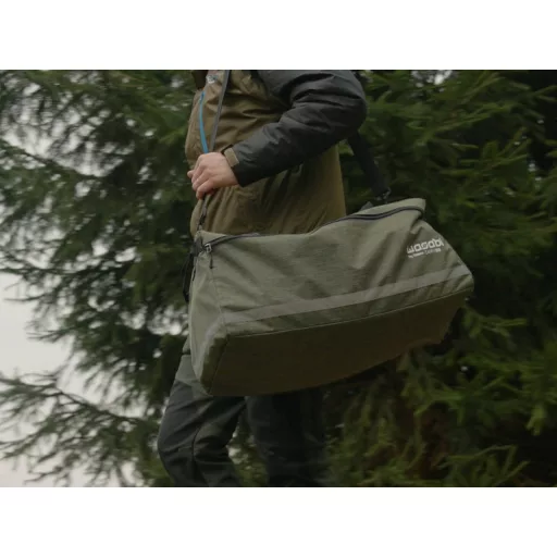 Delphin Wasabi CarryBIG fekete/zöld horgásztáska 62 × 24 × 30 cm