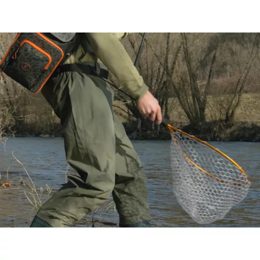 Delphin SoftLUX Pisztrángos 15 cm nyéllel 45 × 40 cm rablóhalas merítő