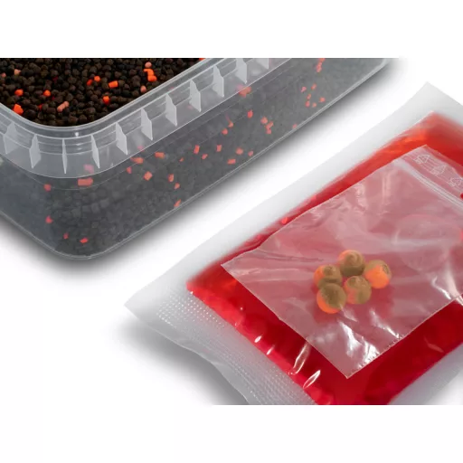 Delphin Pellet Box Reaxe Ready&go Fr. Kolbász–chili + Booster+ Waft (kolbász-chili) 10 mm 400 g + 120 ml etetőpellet