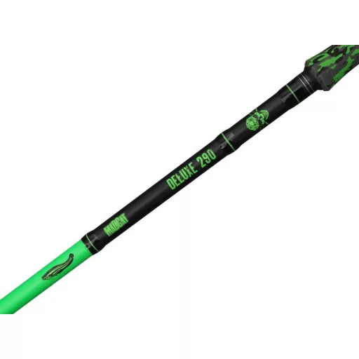 MADCAT Uv Series Deluxe 320 cm 100–250 g 2 részes harcsázó horgászbot