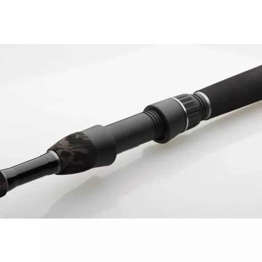 MADCAT Black Deluxe 270 cm 100–250 g 2 részes harcsázó horgászbot