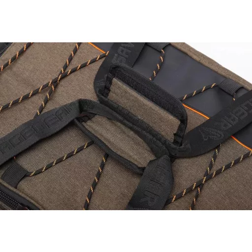Savage Gear System M 18 l horgásztáska 48 × 30 × 22 cm