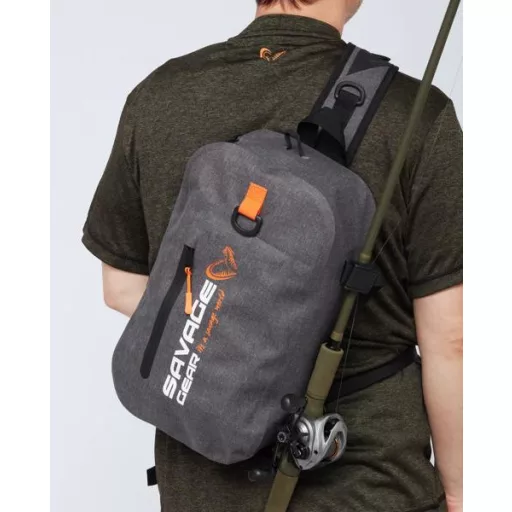 Savage Gear AW Sling 13 l horgász válltáska hátizsák 39 × 25 × 13 cm