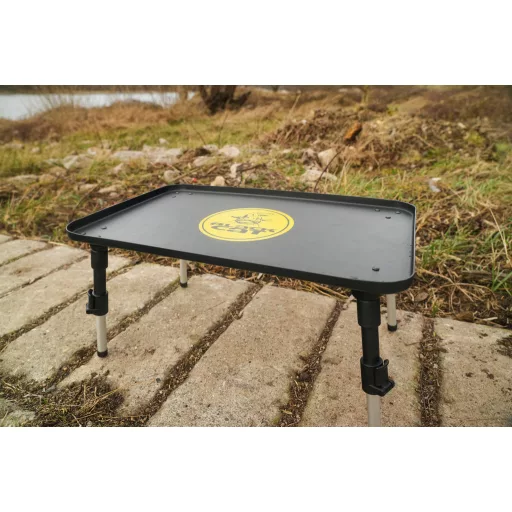 Black Cat Bivvy szerelékes asztal