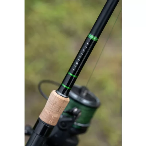 Korum Limitless Power 390 cm 300 g 3 részes feeder horgászbot