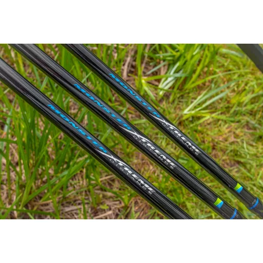 Preston Monster Xtreme Distance Feeder 400 cm 180 g 3 részes feeder horgászbot