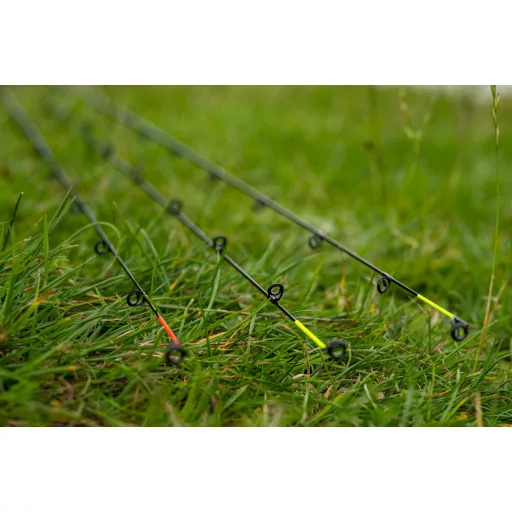Preston Monster Xtreme Distance Feeder 420 cm 200 g 3 részes feeder horgászbot