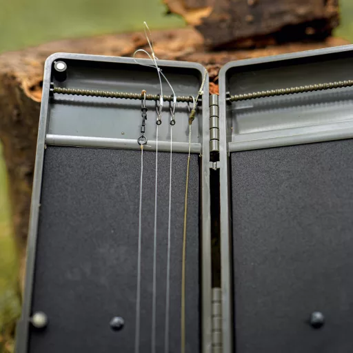 Carp Academy Carp előketartó doboz 35 × 11 × 3 cm