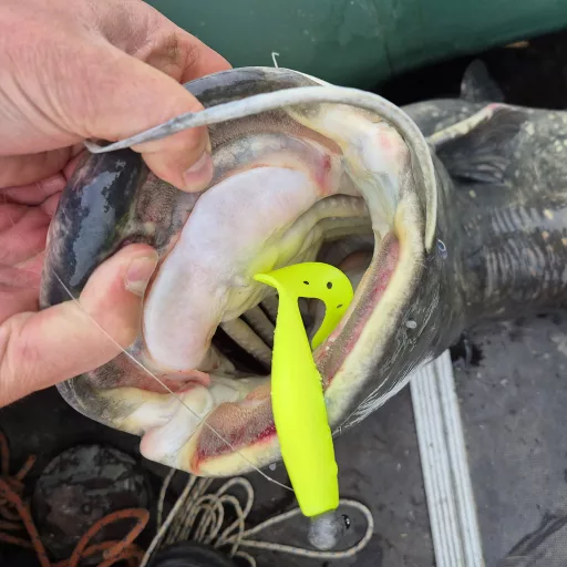 Nevis Shad Lemonade 11 cm 10,76 g 3 db/csomag twister