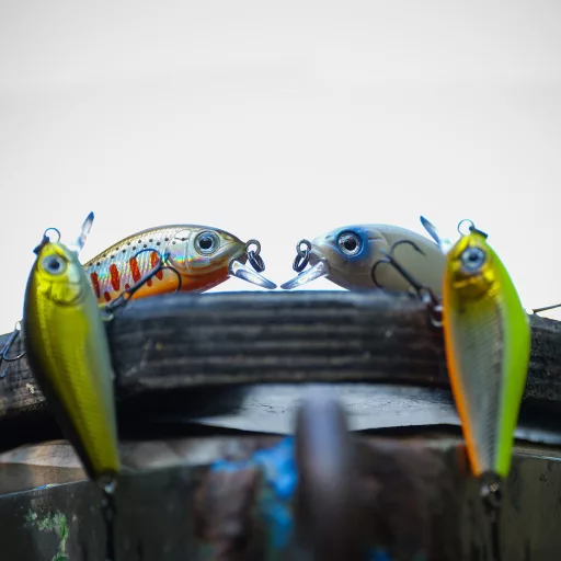Reiva Pro Minnow gyöngyház fehér 4,5 cm 4,3 g lebegő crankbait wobbler